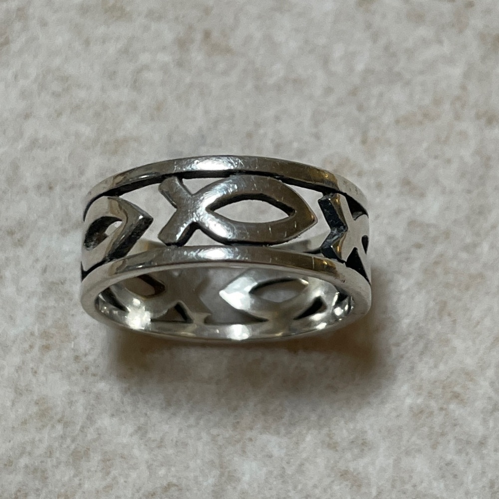 James Avery Ichthus Ring size 8